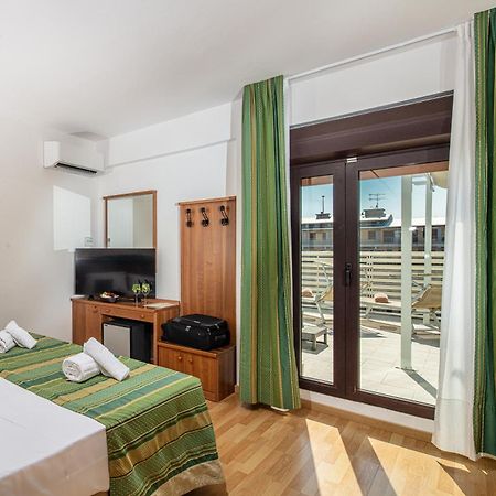 Hotel Bembo ビビオーネ エクステリア 写真