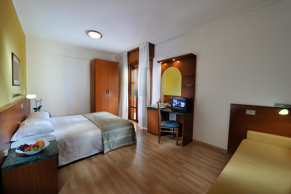 Hotel Bembo ビビオーネ エクステリア 写真